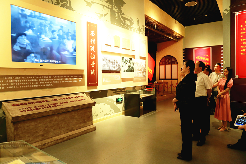 1R6A9228_副本_副本.jpg 1R6A9228_副本_副本.jpg