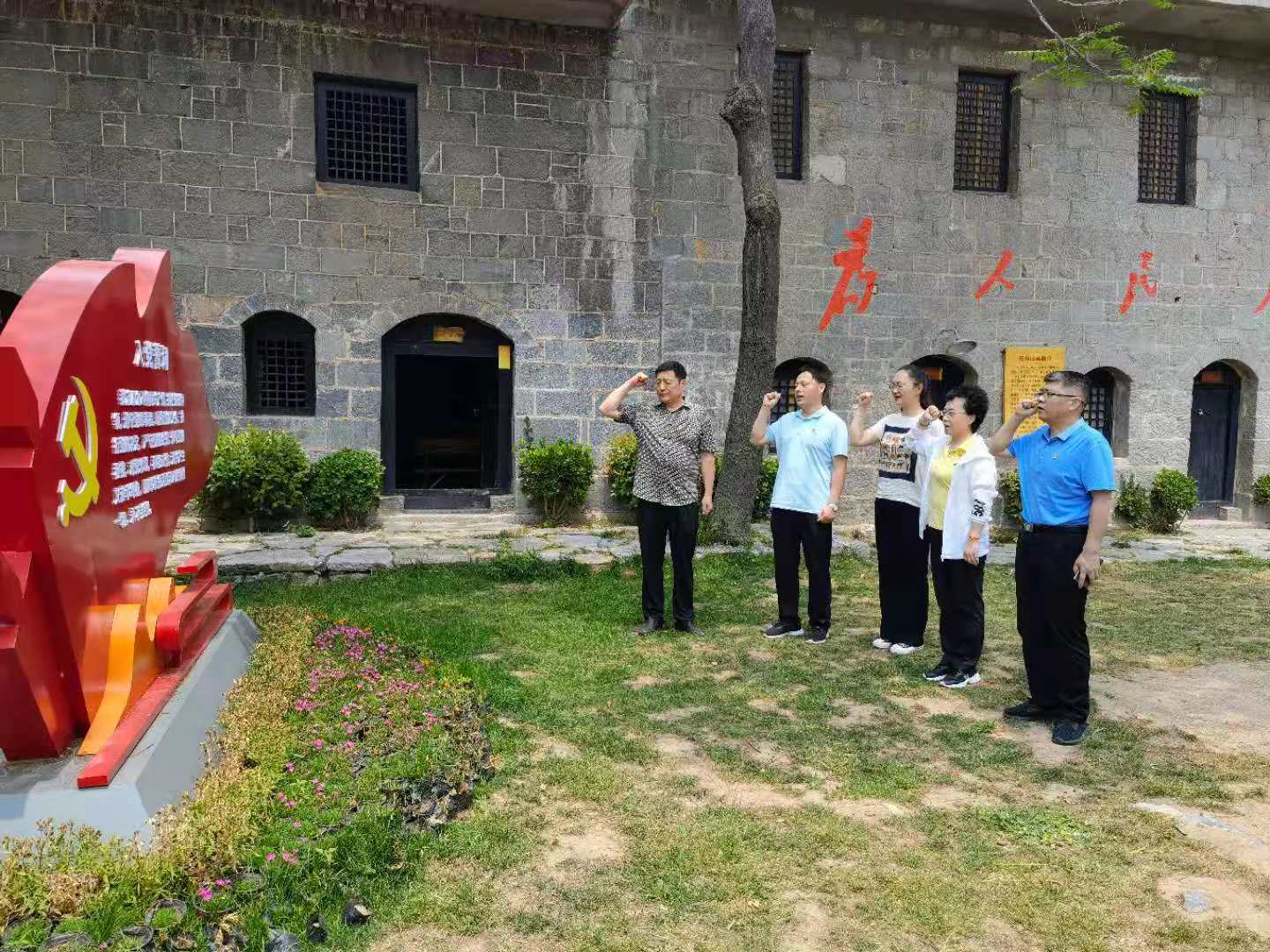 a7d6751145c83d649e569f5de89d163.jpg a7d6751145c83d649e569f5de89d163.jpg