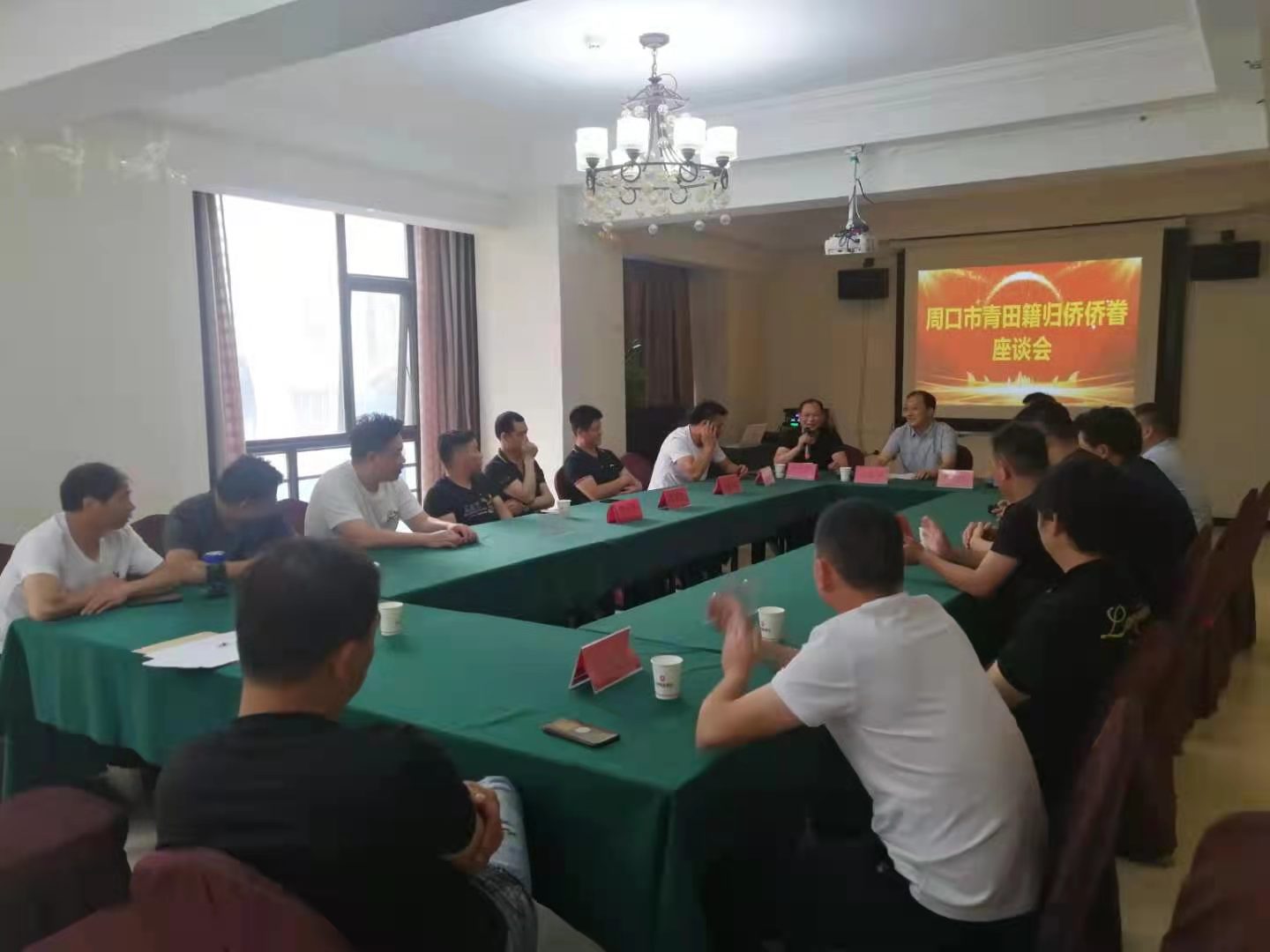 1117726937.jpg 1117726937.jpg